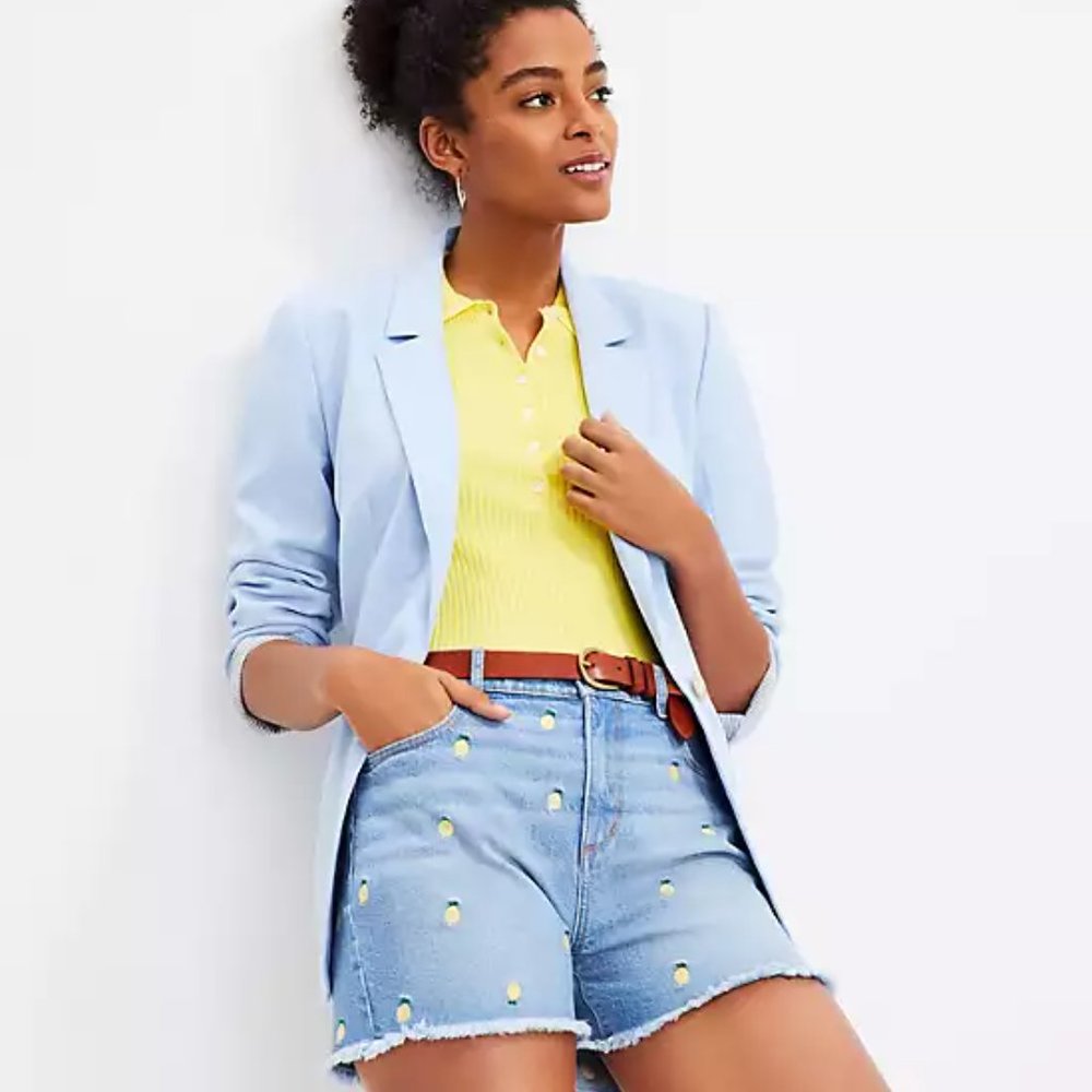 NWT - LOFT Lemon Embroidered Denim Cut Off Shorts - Size 0